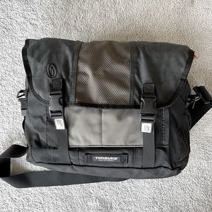 TIMBUKTU MESSENGER BAG